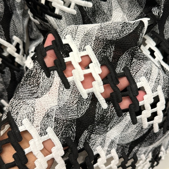 NWT ic by Connie lattice cut out see Thur zip up jacket SM - Picture 7 of 9